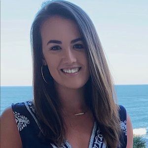 Meet your Posher, Kelli